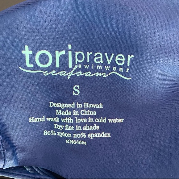 Tori‎ Praver Strappy Bikini Top - Picture 3 of 3